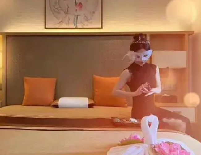 我在长沙体验了下高端男士按摩spa会馆，私人会所花样超多